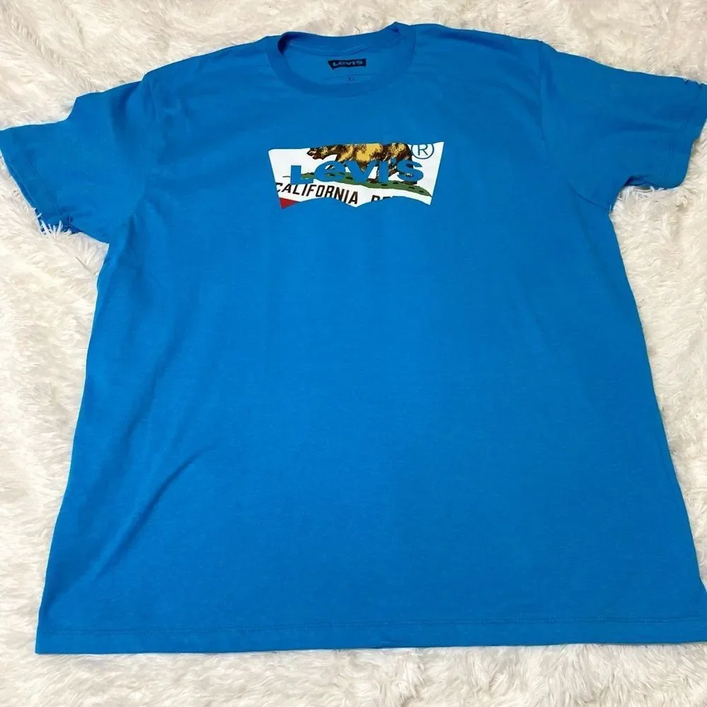 Levi's Graphic T-Shirt California Republic Bear  Tee Blue Short Sleeve size XL